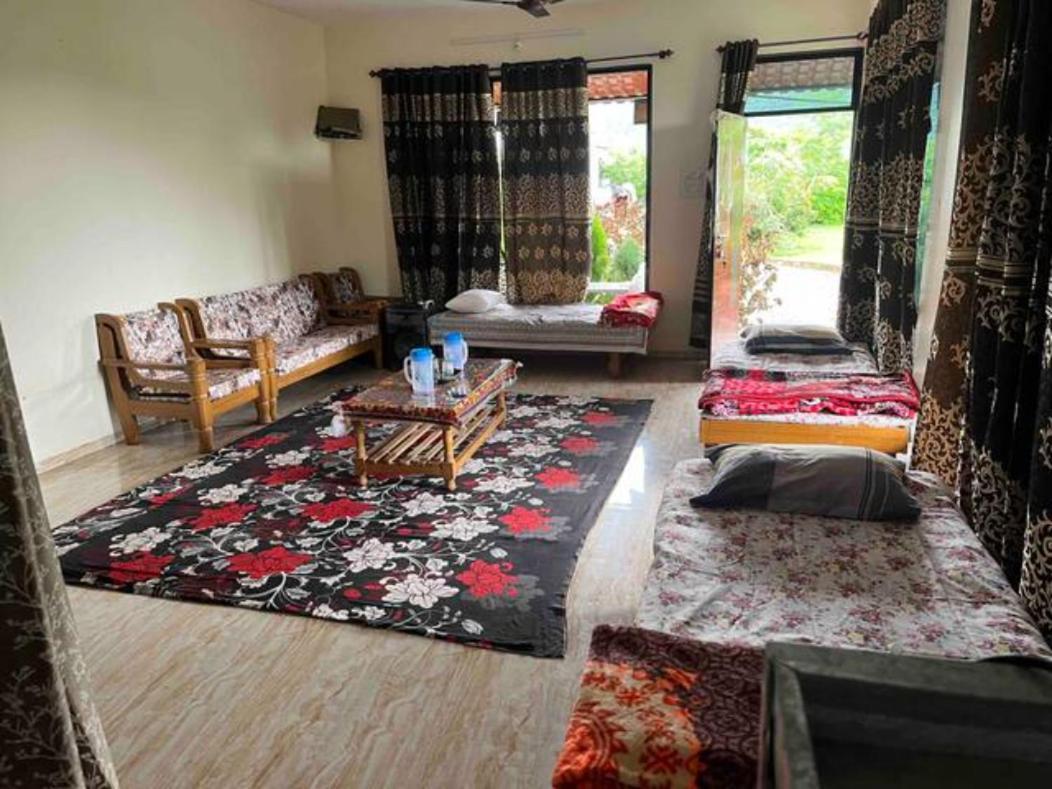 Apna Farmhouse - Private Villa With Pool & Play Area - Near Fort -15 Min To Ellora Caves Daulatabad Bagian luar foto