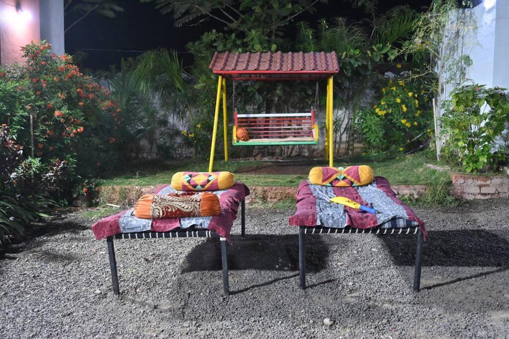 Apna Farmhouse - Private Villa With Pool & Play Area - Near Fort -15 Min To Ellora Caves Daulatabad Bagian luar foto