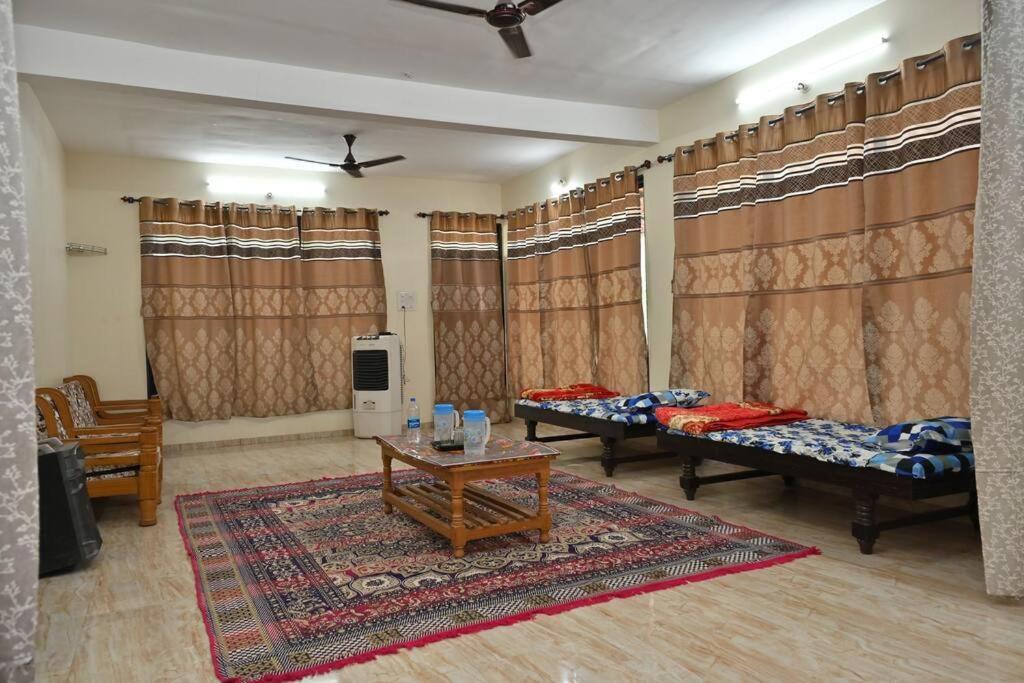Apna Farmhouse - Private Villa With Pool & Play Area - Near Fort -15 Min To Ellora Caves Daulatabad Bagian luar foto
