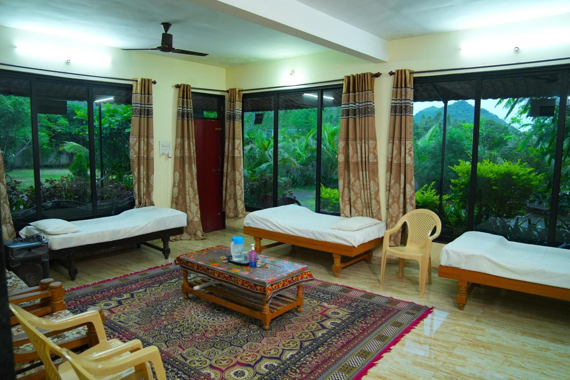 Apna Farmhouse - Private Villa With Pool & Play Area - Near Fort -15 Min To Ellora Caves Daulatabad Bagian luar foto